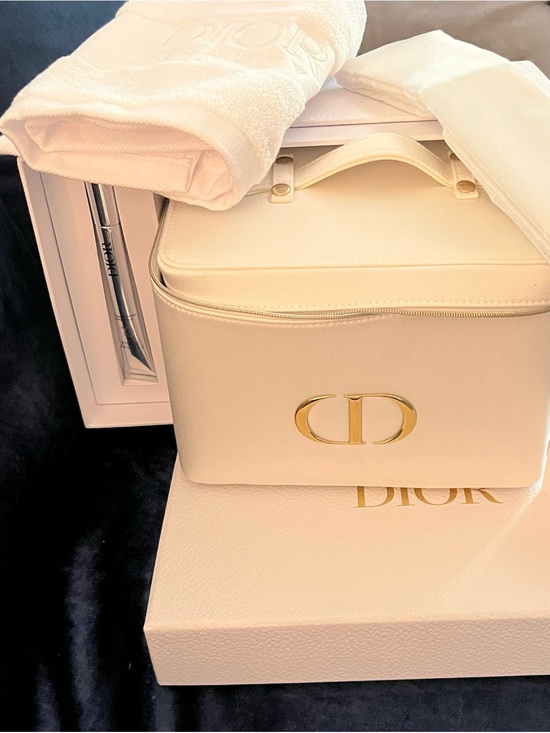 Dior Handbags - Dior Beauty Cream CD Vanity Case - Luxury Skin Care Set